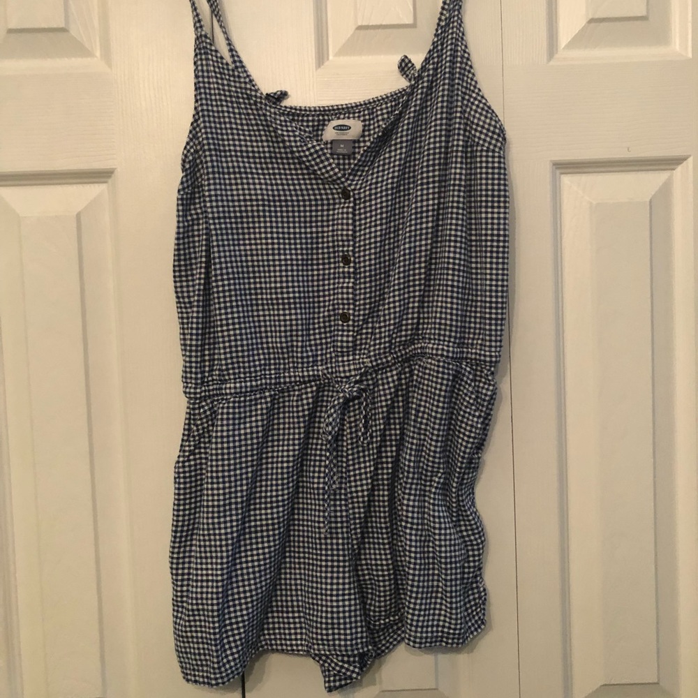 Cute romper with pockets